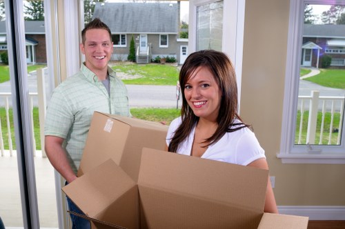 Professional packing and unpacking services in Kingston for a smooth home move